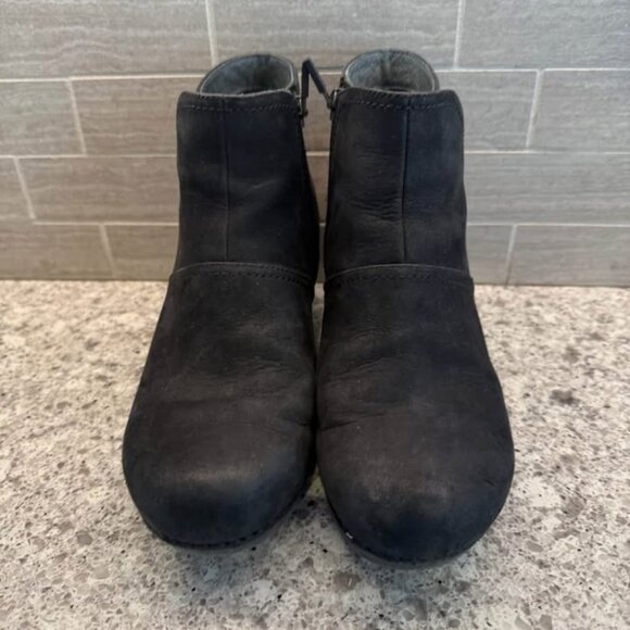 Women’s Dansko Black Leather‎ Ankle Boots/Booties-Size 38 (7.5) - Picture 3 of 10
